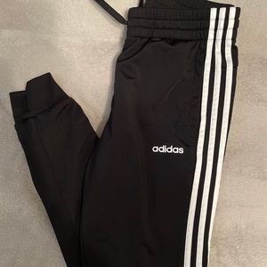 Adidas women joggers